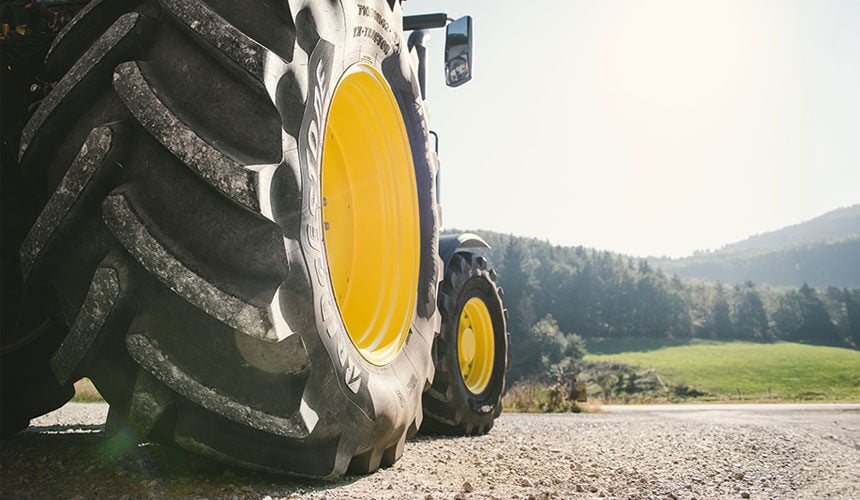 Der Reifen VX-TRACTOR hat bis zu 20 % mehr Gummi