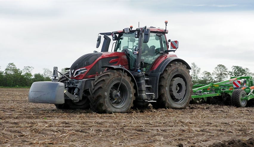 VF-Reifen VT-TRACTOR mit 0,6 bar Fülldruck, um Schlupf zu vermeiden