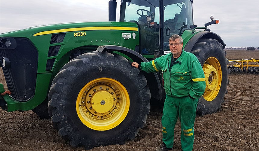 Traktor John Deere 8530 mit VX-TRACTOR